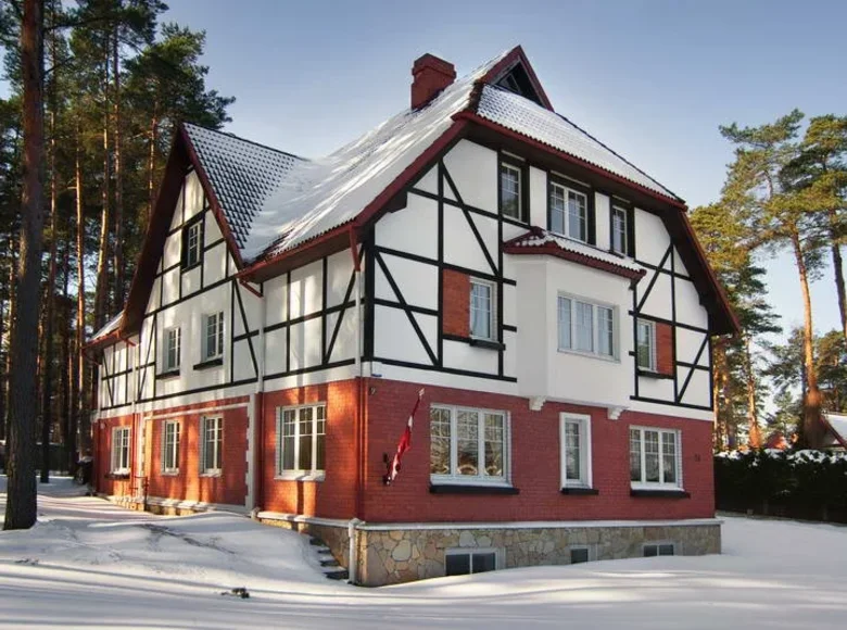 Willa 10 pokojów 838 m² Priedkalne, Łotwa