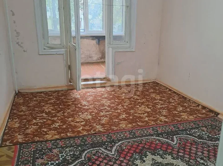 Kvartira 4 xonalar 80 m² Samarqandda