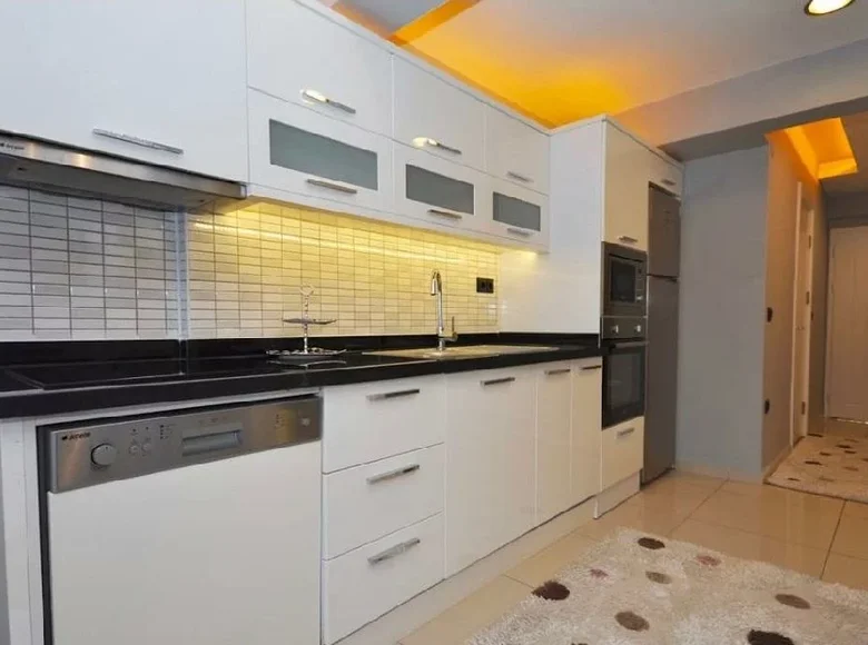 Mieszkanie 3 pokoi 90 m² Alanya, Turcja