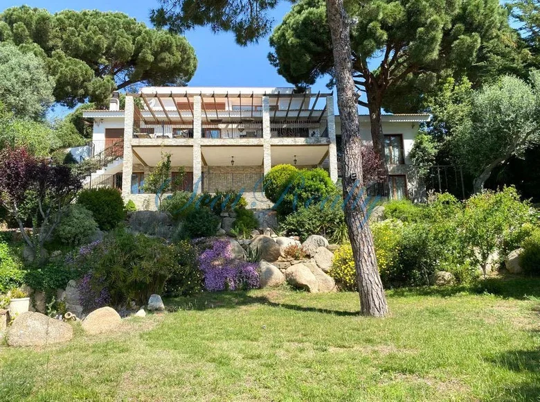6 bedroom villa 420 m² Lower Empordà, Spain