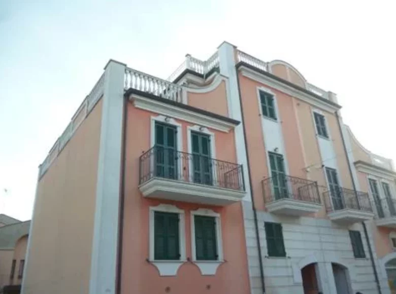 Maison de ville 12 chambres 500 m² Civitanova Marche, Italie
