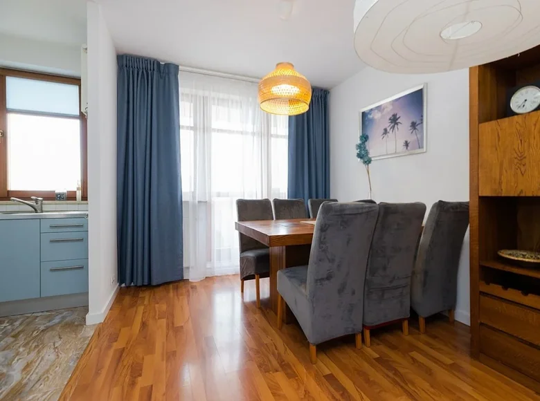 3 room apartment 60 m² in Warsaw, Poland