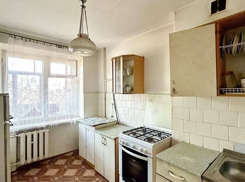 Mieszkanie 3 pokoi 57 m² Kalinkowicze, Białoruś