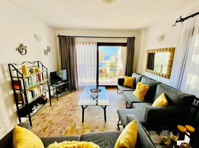 Mieszkanie 3 pokoi 90 m² Kalkan, Turcja