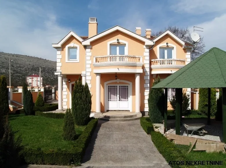 House 240 m² Podgorica, Montenegro