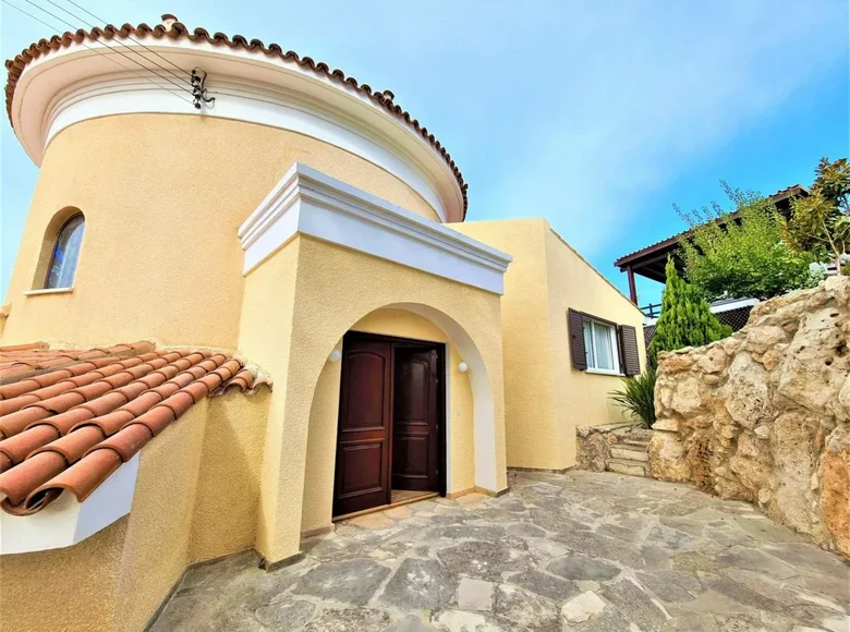4 bedroom Villa 275 m² Tala, Cyprus