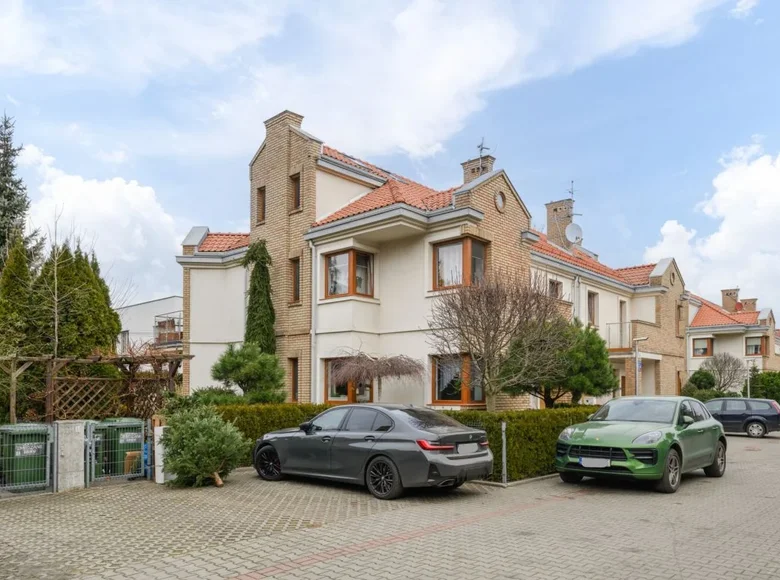 Apartment 247 m² Masovian Voivodeship, Poland