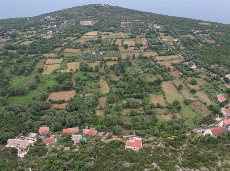 Atterrir  Zagora, Monténégro
