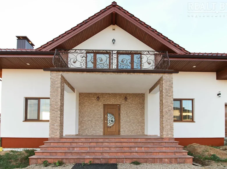 Dom 260 m² Ratomka, Białoruś