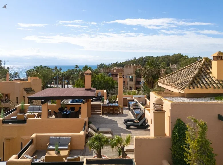 3 bedroom apartment 155 m² San Pedro Alcantara, Spain