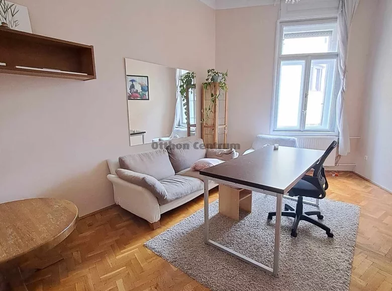 Mieszkanie 3 pokoi 83 m² Pecsi jaras, Węgry