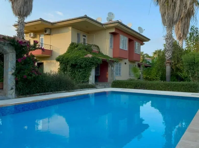 Stadthaus 3 Schlafzimmer 180 m² Camyuva, Türkei