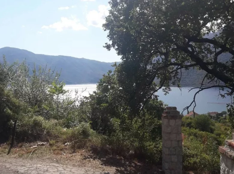 Grundstück  Risan, Montenegro