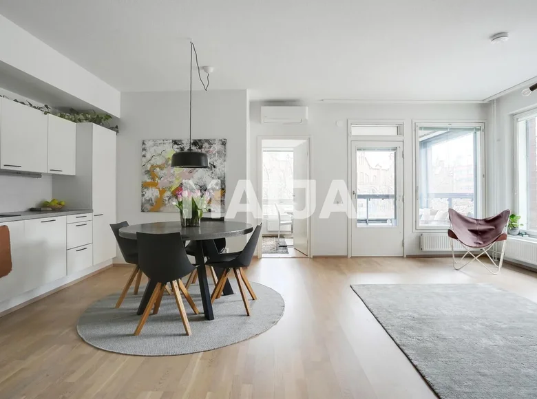 2 bedroom apartment 80 m² Helsinki sub-region, Finland