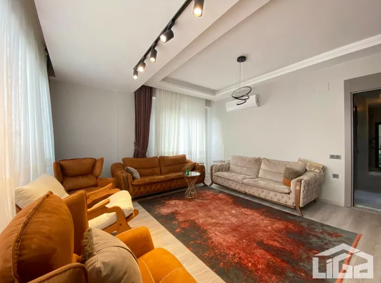 Mieszkanie 3 pokoi 150 m² Erdemli, Turcja