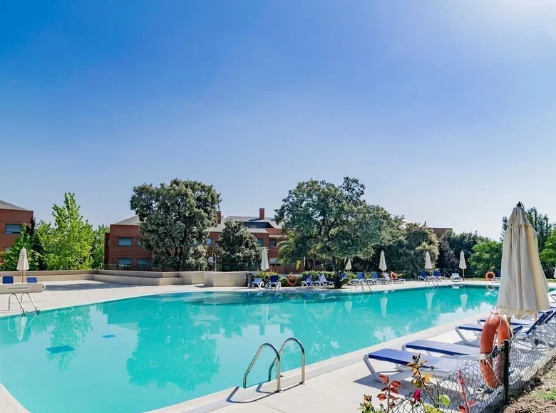Квартира 2 спальни 120 м² Мадрид, Испания