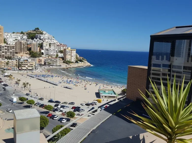 2 bedroom penthouse 150 m² Benidorm, Spain