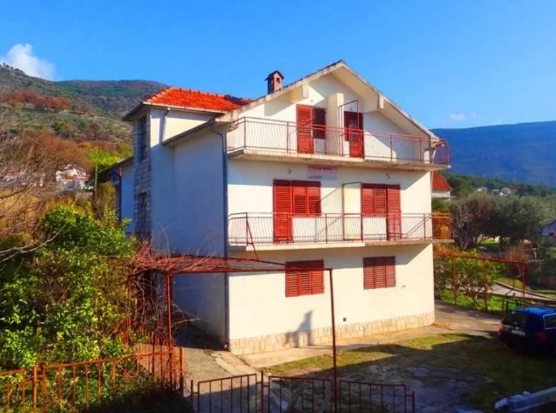 Дом 330 м² Черногория, Черногория