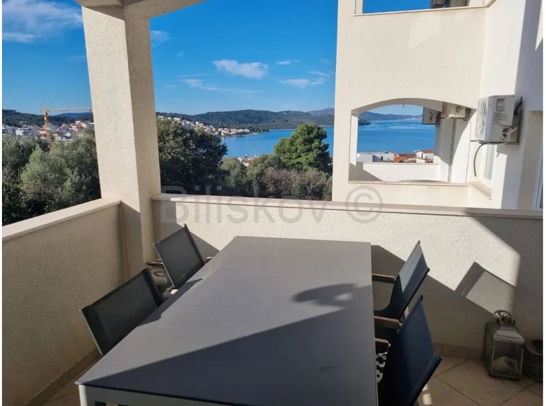 2 room apartment 61 m² Okrug Gornji, Croatia