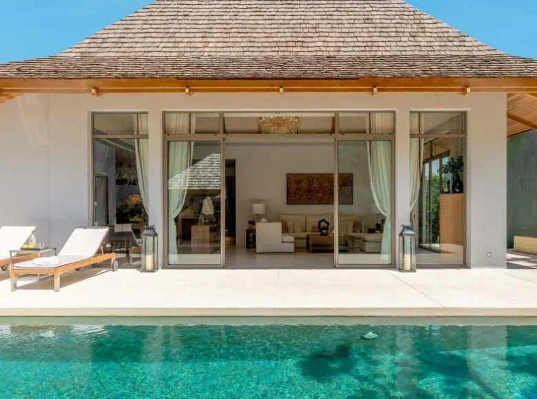 3 bedroom villa 354 m² Phuket, Thailand