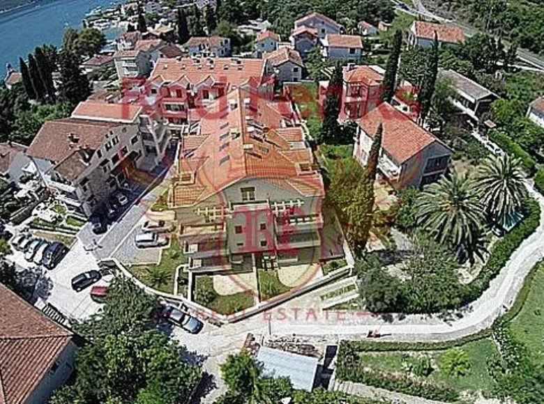 Apartamento 2 habitaciones 83 m² denovici, Montenegro