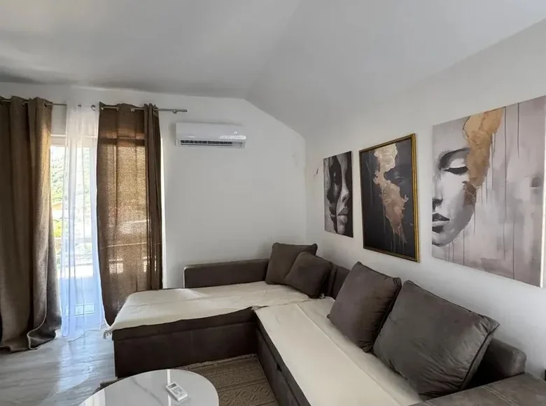 Wohnung 2 Schlafzimmer 67 m² Herceg Novi, Montenegro