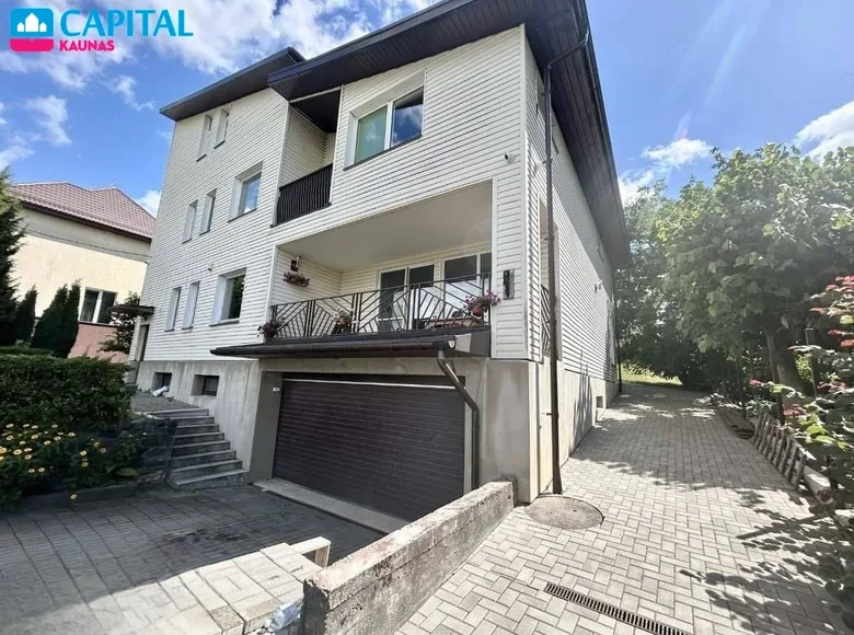 House 330 m² Babtai, Lithuania