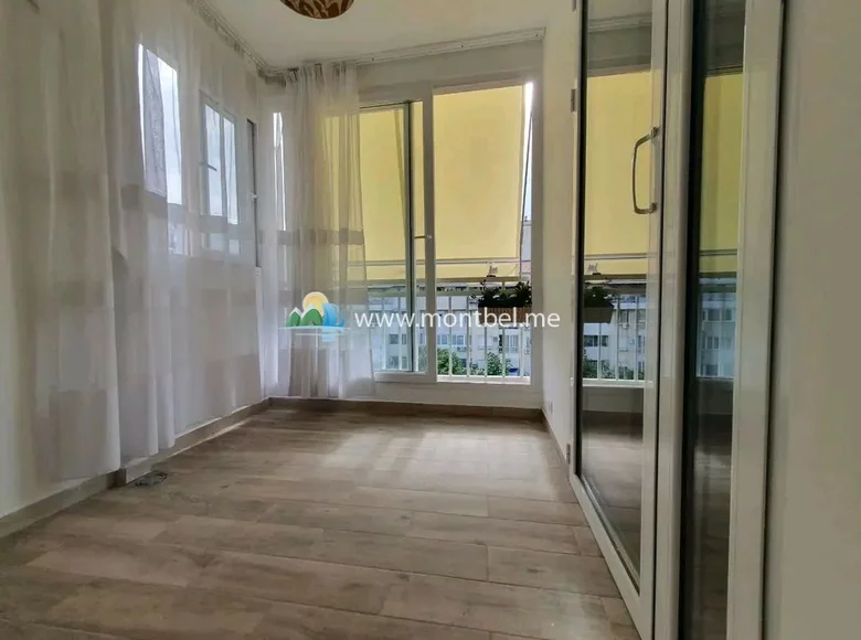 2 bedroom apartment 61 m² Bar, Montenegro