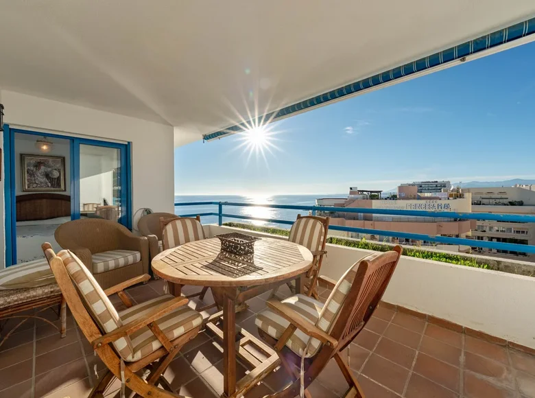 2 bedroom apartment 94 m² Marbella, Spain