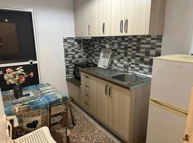 Квартира 1 комната 42 м² Неа Флогита, Греция
