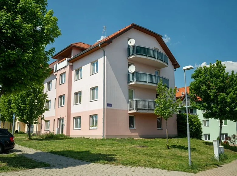 3 bedroom apartment 76 m² Hustopece, Czech Republic