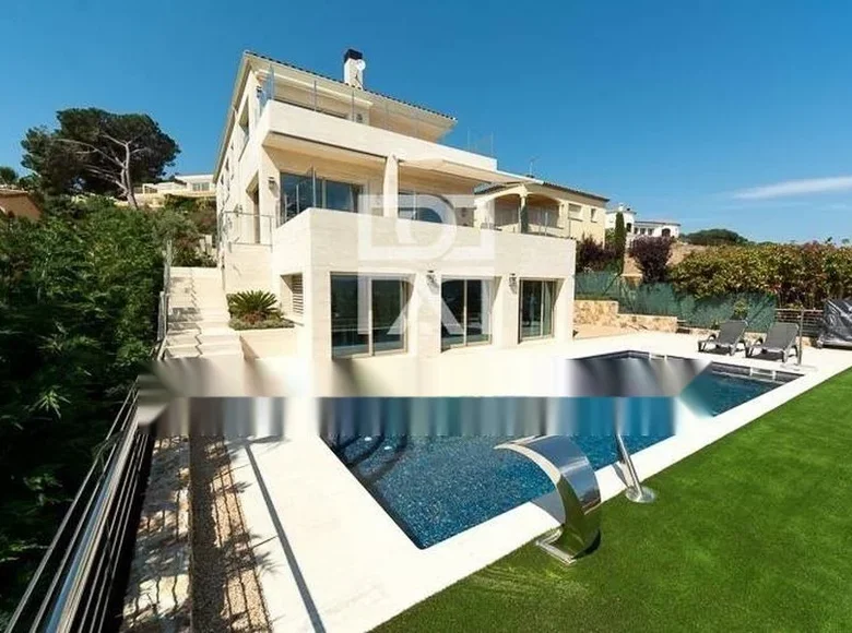 5 bedroom villa 550 m² Lower Empordà, Spain