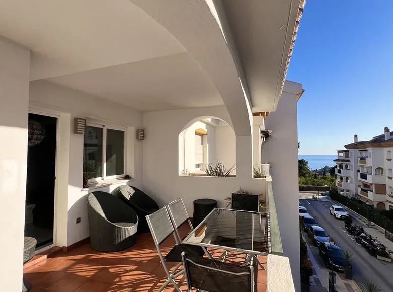 Mieszkanie 2 pokoi 119 m² Marbella, Hiszpania