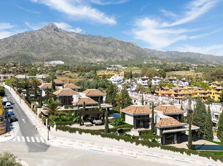 Willa 4 pokoi 551 m² Marbella, Hiszpania