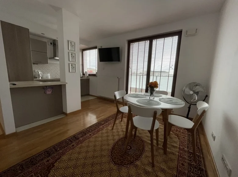 2 room apartment 44 m² in Warsaw, Poland