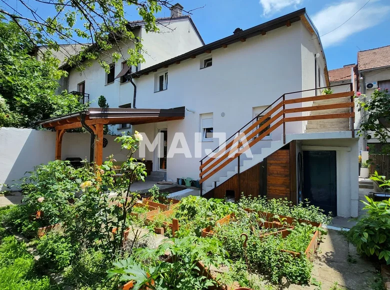 Dom 4 pokoi 130 m² Zagrzeb, Chorwacja