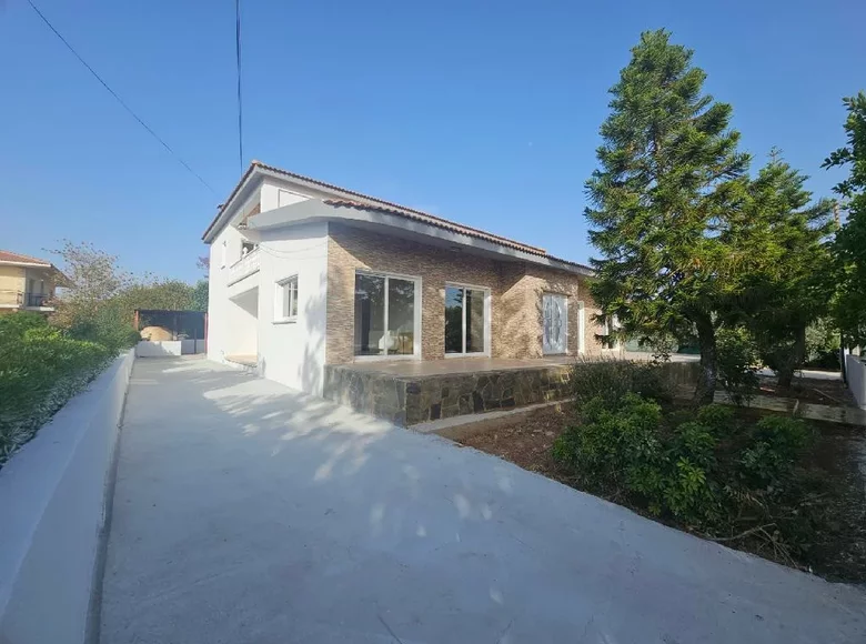 Dom 5 pokojów 390 m² Palaiometocho, Cyprus