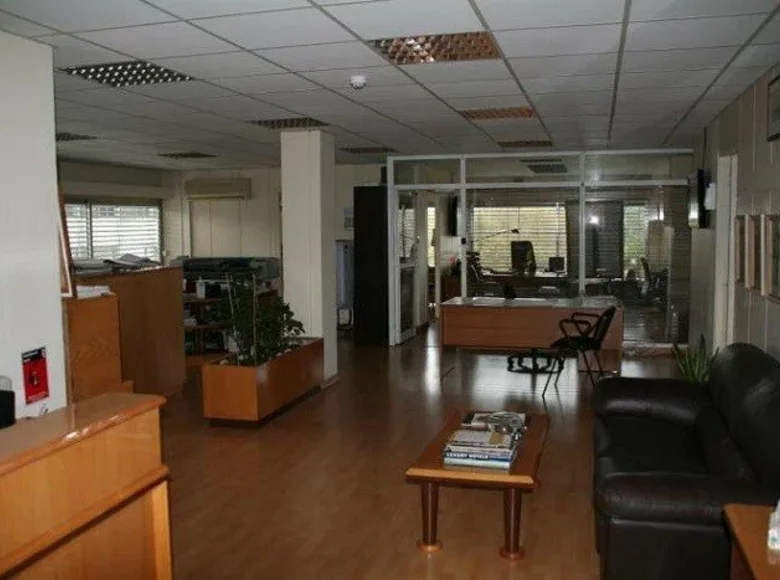 Bureau 211 m² à Lefkosa Tuerk Belediyesi, Chypre du Nord