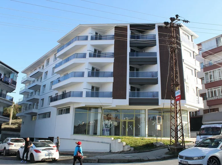 Mieszkanie 4 pokoi 135 m² Altindag, Turcja
