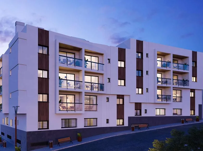 2 bedroom apartment 85 m² Estepona, Spain