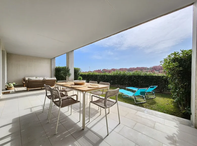 3 bedroom apartment 102 m² Estepona, Spain