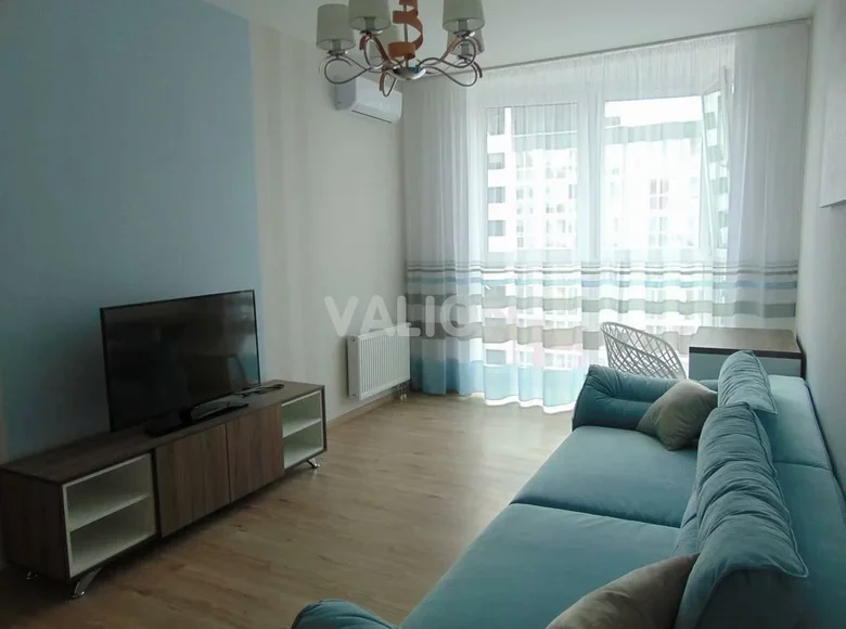 Mieszkanie 2 pokoi 73 m² Kijów, Ukraina