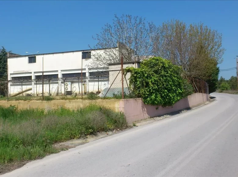 Commercial property 660 m² in Thessaloniki, Greece