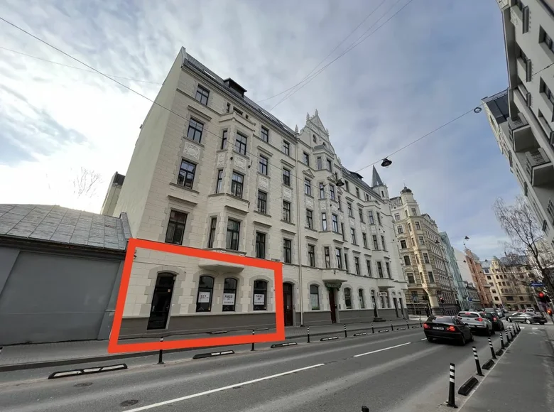 Tienda 302 m² en Riga, Letonia