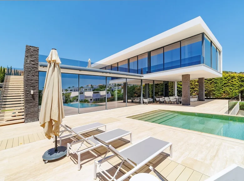 5 bedroom house 643 m² San Pedro Alcantara, Spain