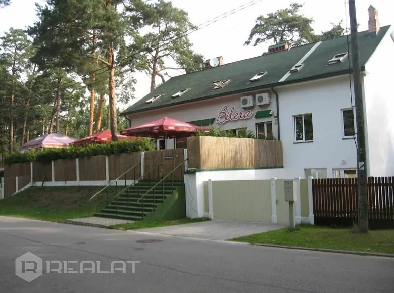 House 10 rooms 530 m² Riga, Latvia