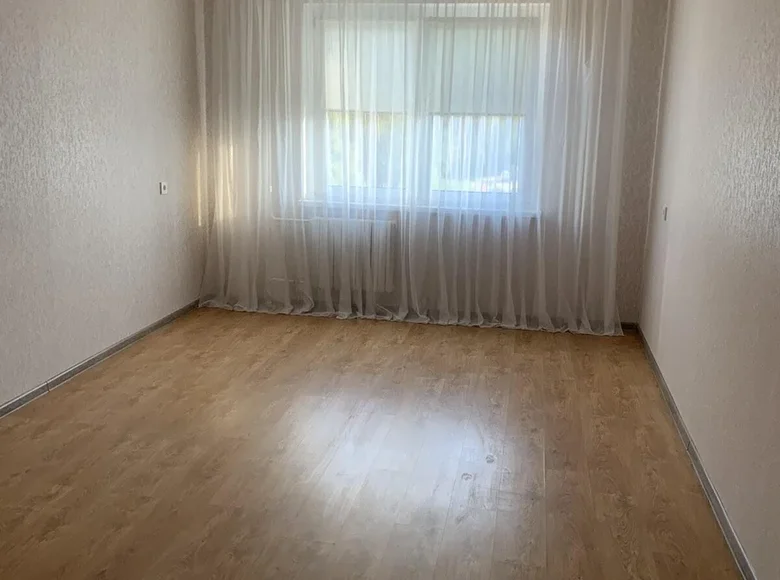 Mieszkanie 2 pokoi 60 m² Żdanowicze, Białoruś