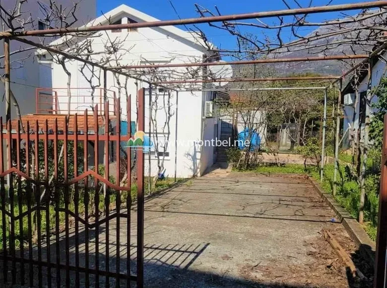 Dom 2 pokoi 90 m² Pecurice, Czarnogóra