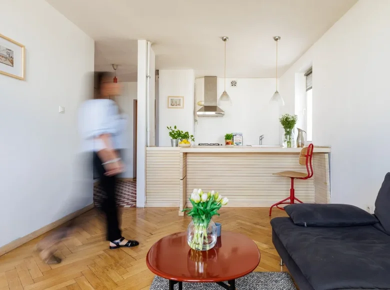 2 room apartment 37 m² Warsaw, Poland