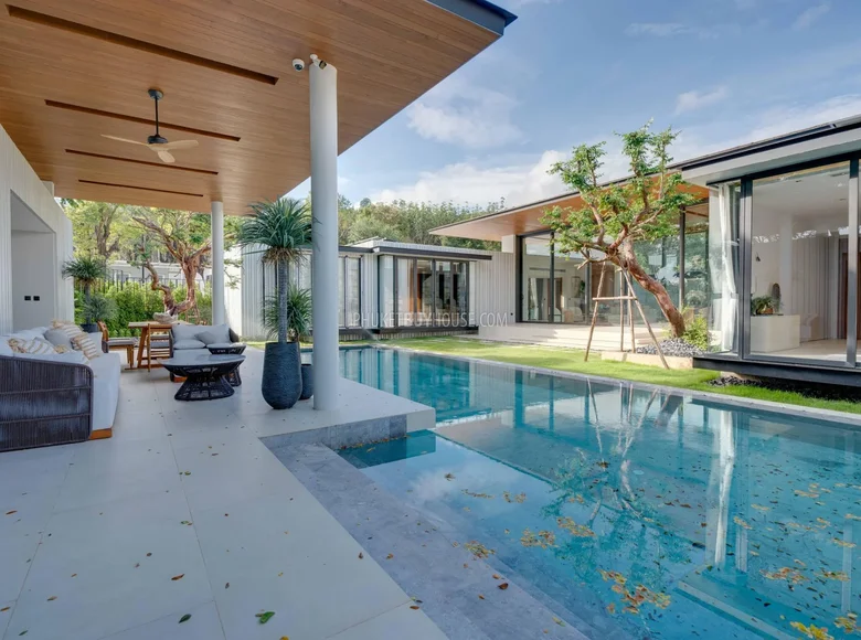 4 bedroom Villa 989 m² Choeng Thale, Thailand